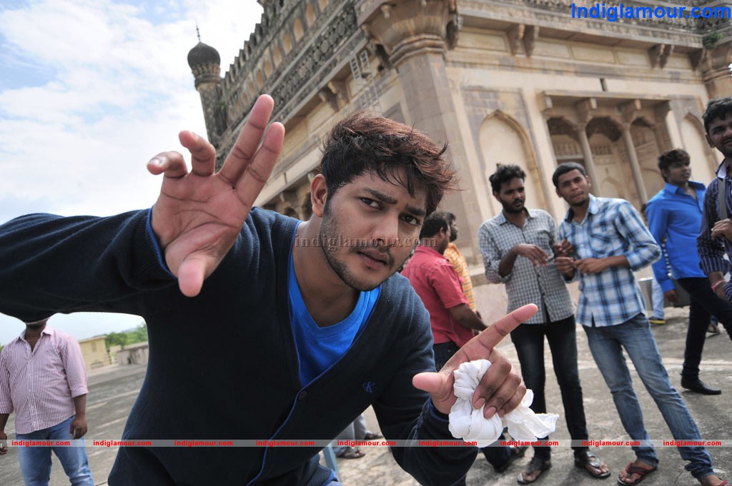 MaanathilMayam Seithai Movie hd photo