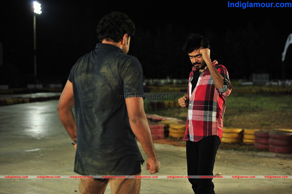 MaanathilMayam Seithai Movie hd photo