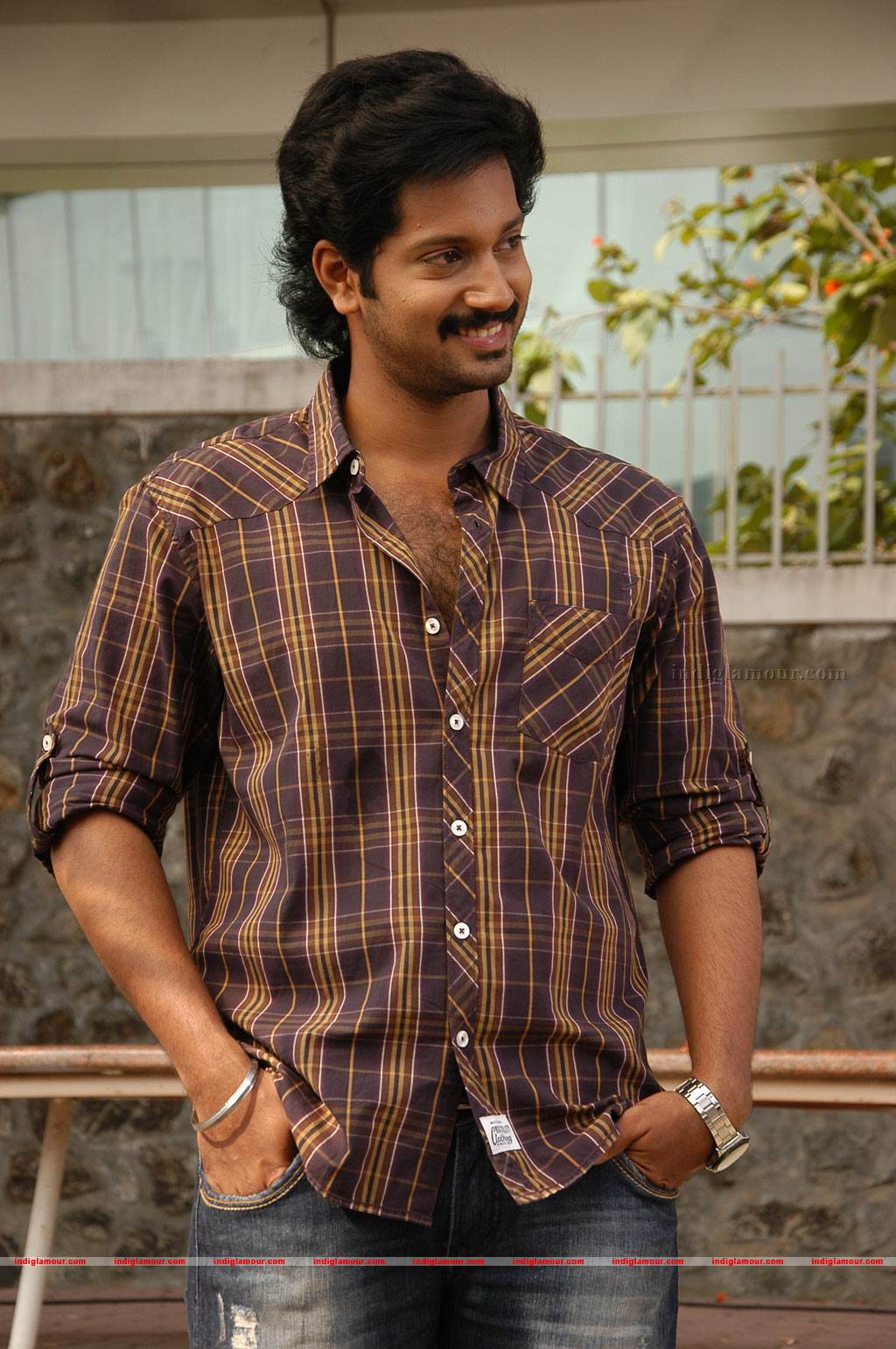 Ninaithathu Yaroo Movie hd photo