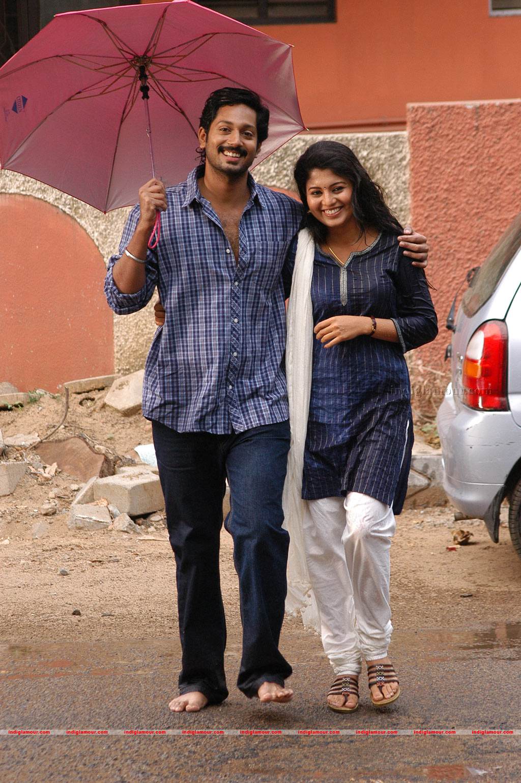 Ninaithathu Yaroo Movie hd photo