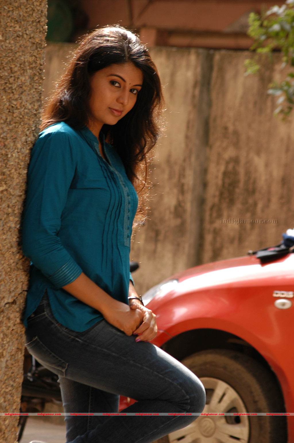 Ninaithathu Yaroo Movie hd photo