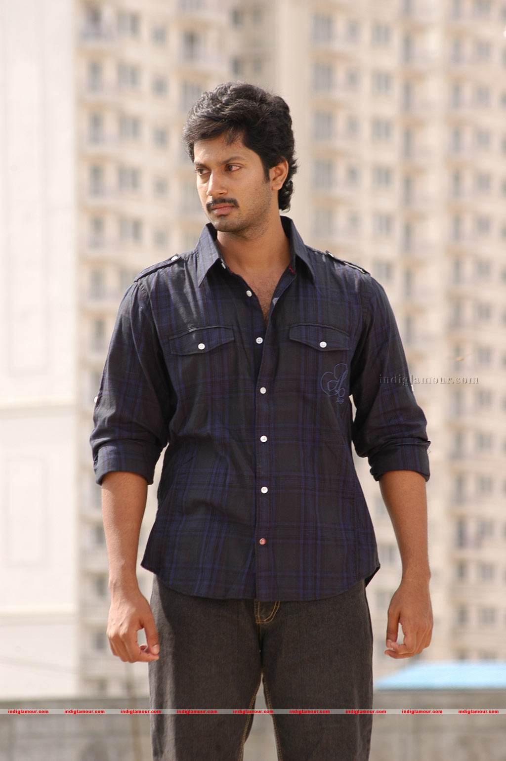 Ninaithathu Yaroo Movie hd photo