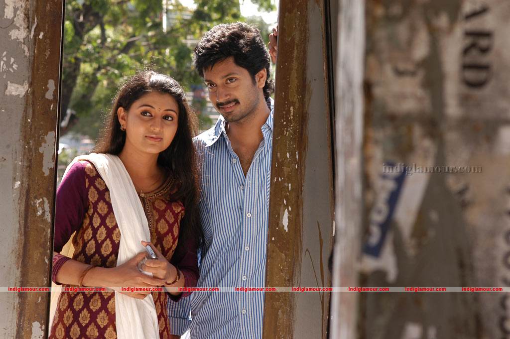 Ninaithathu Yaroo Movie hd photo