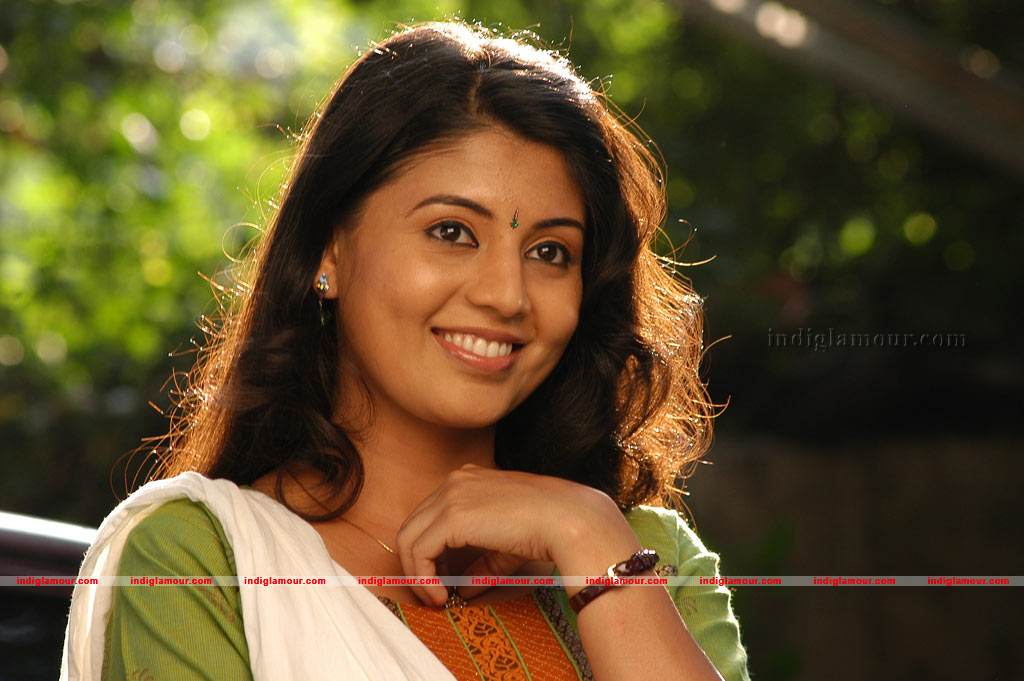 Ninaithathu Yaroo Movie hd photo
