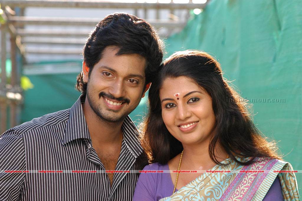 Ninaithathu Yaroo Movie hd photo