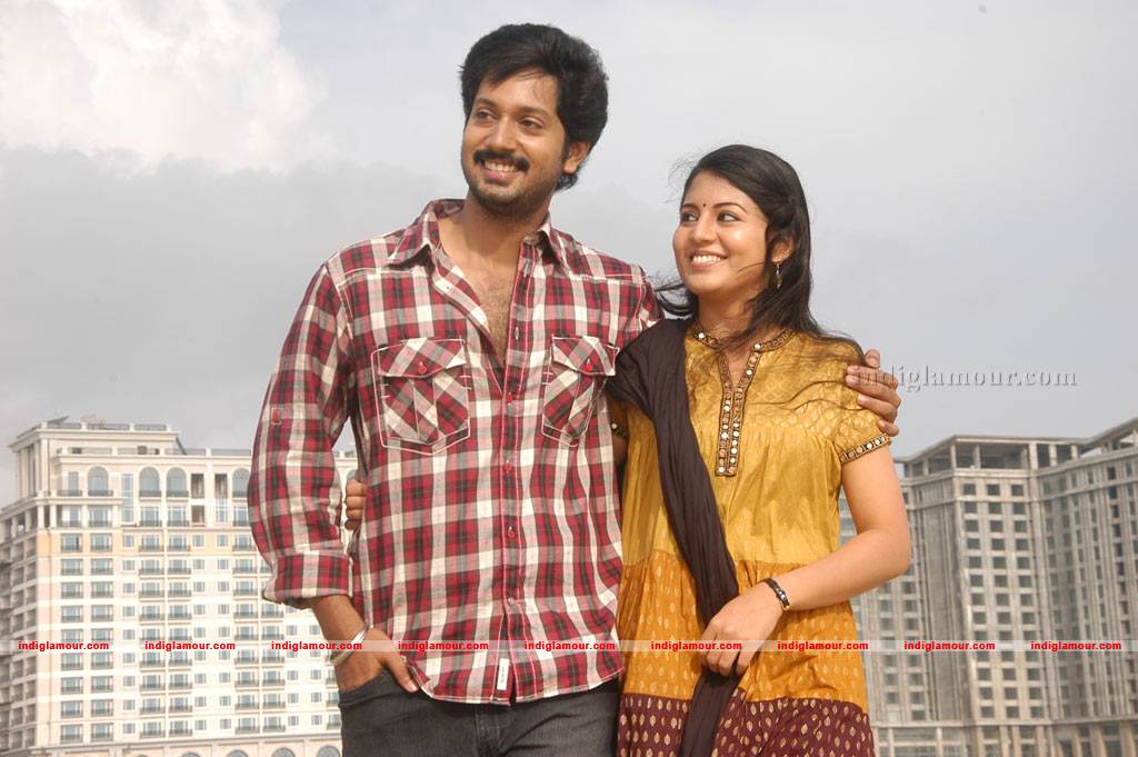 Ninaithathu Yaroo Movie hd photo