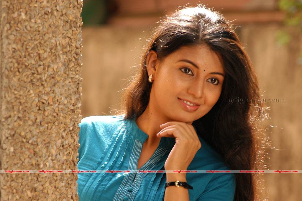 Ninaithathu Yaroo Movie hd photo