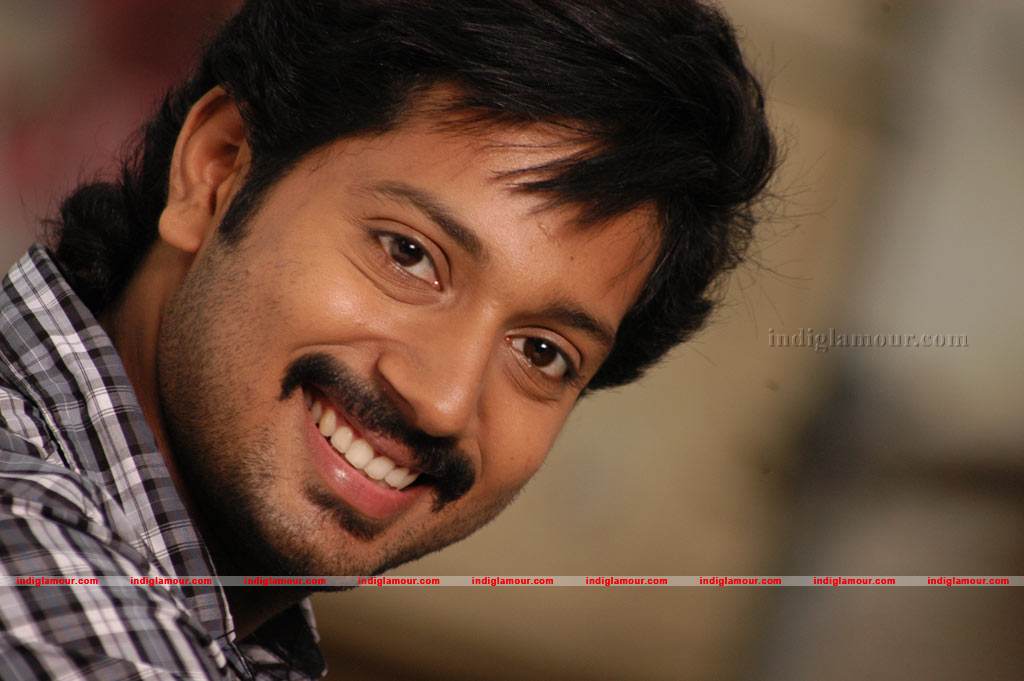 Ninaithathu Yaroo Movie hd photo