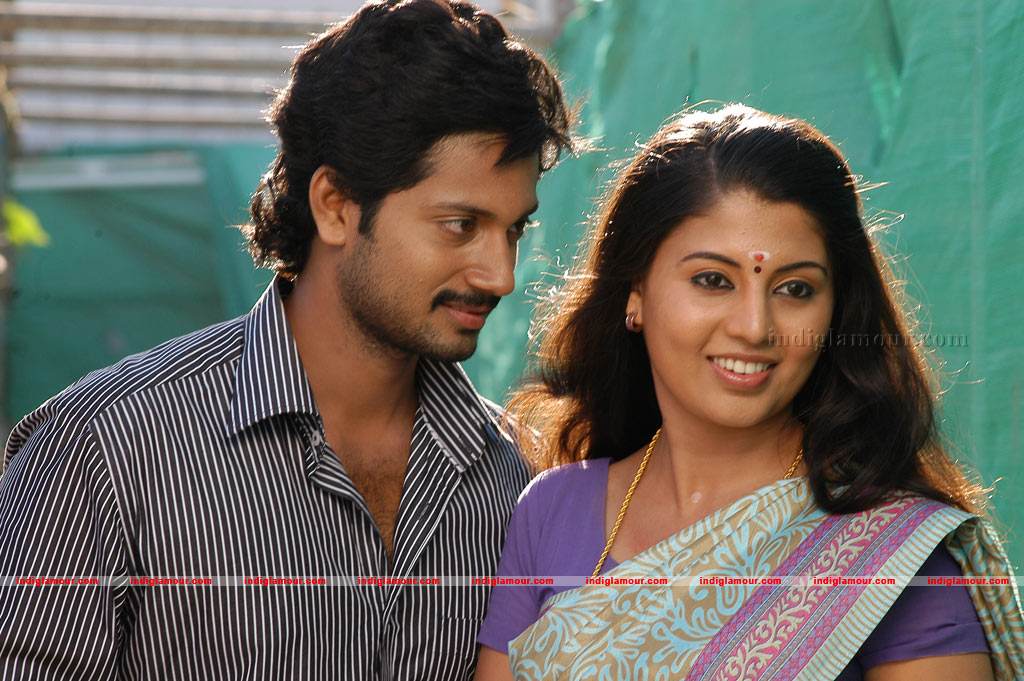 Ninaithathu Yaroo Movie hd photo