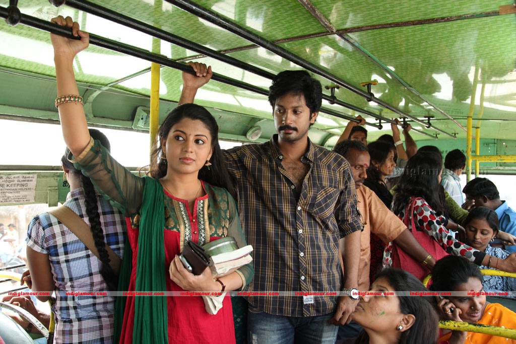 Ninaithathu Yaroo Movie hd photo