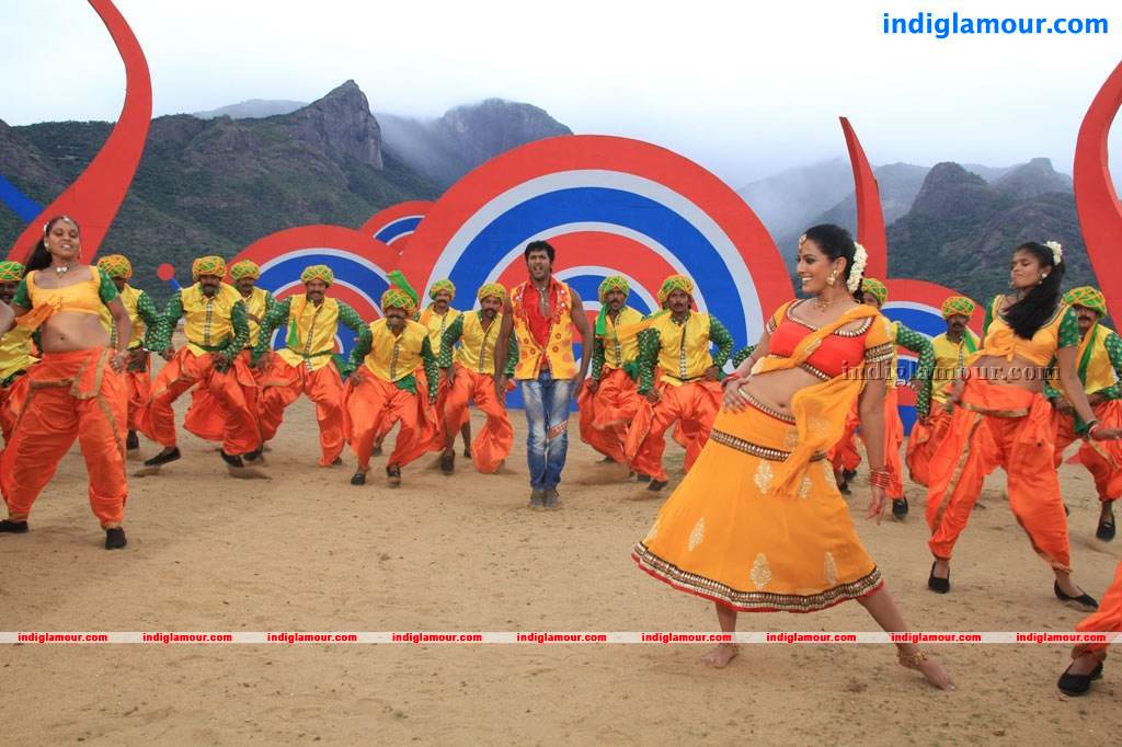 Madha Gaja Raja Movie hd photo