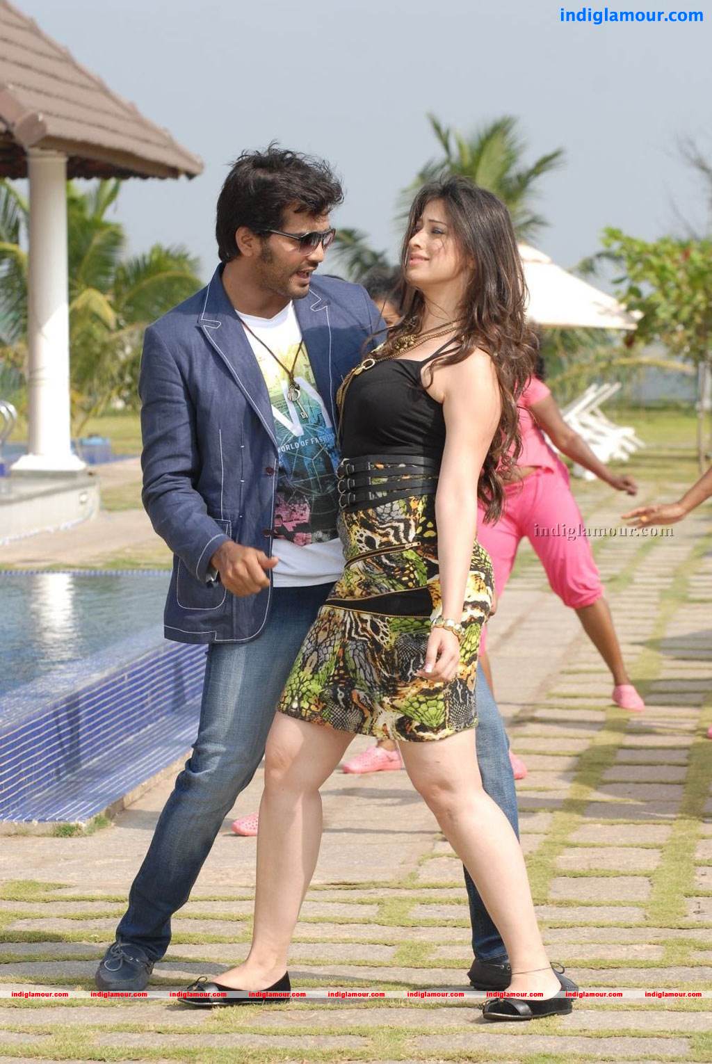 Onbathula Guru Movie hd photo
