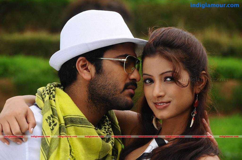 Pathavi Movie hd photo