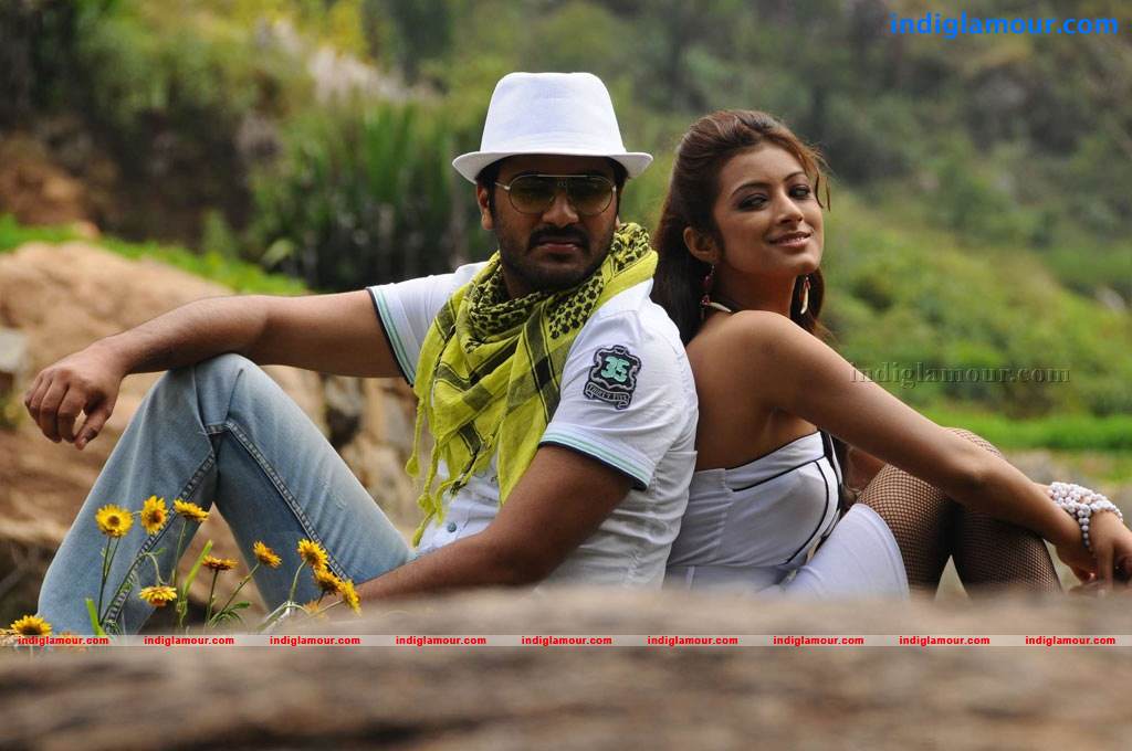 Pathavi Movie hd photo