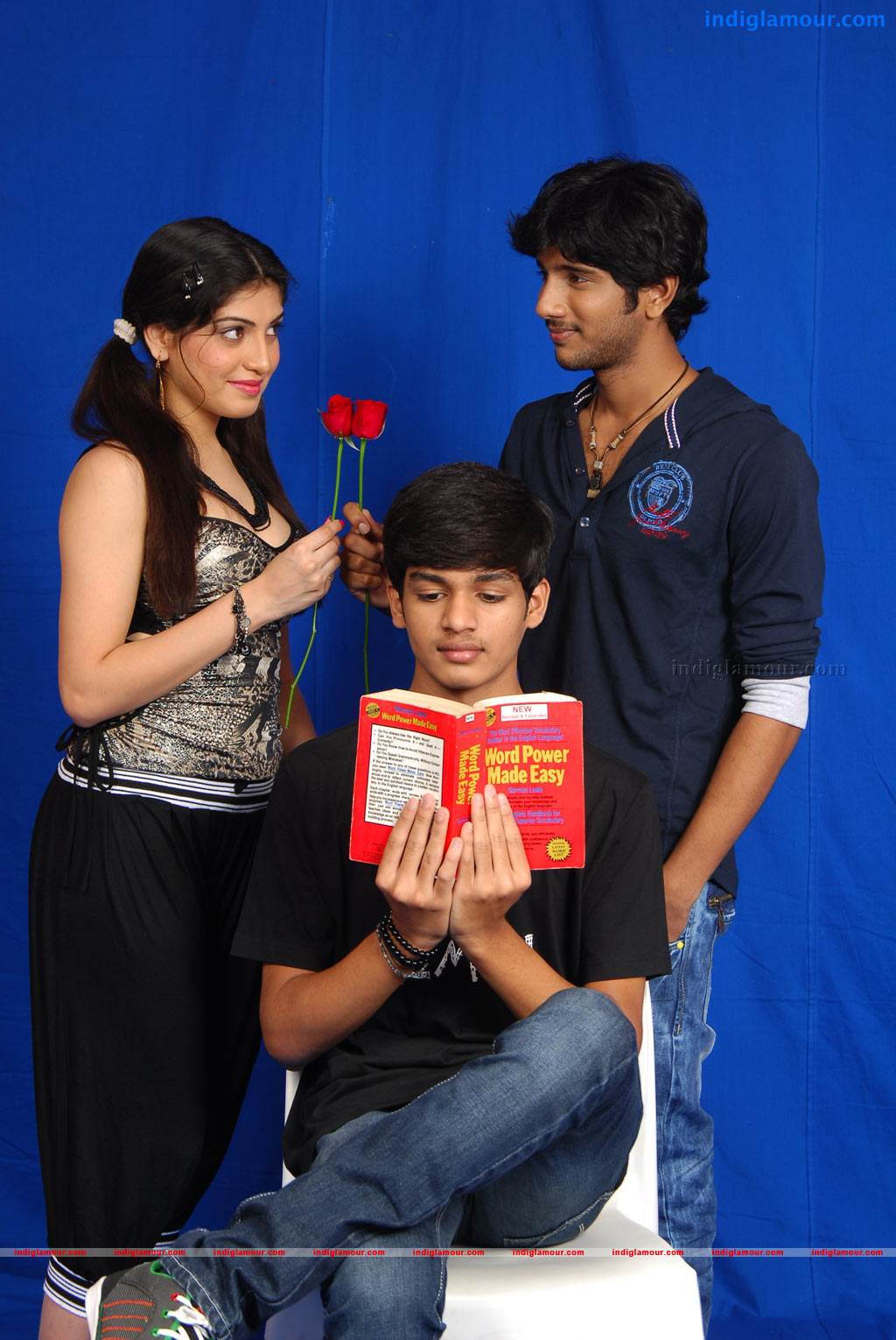 Pudhu Varusham Movie hd photo
