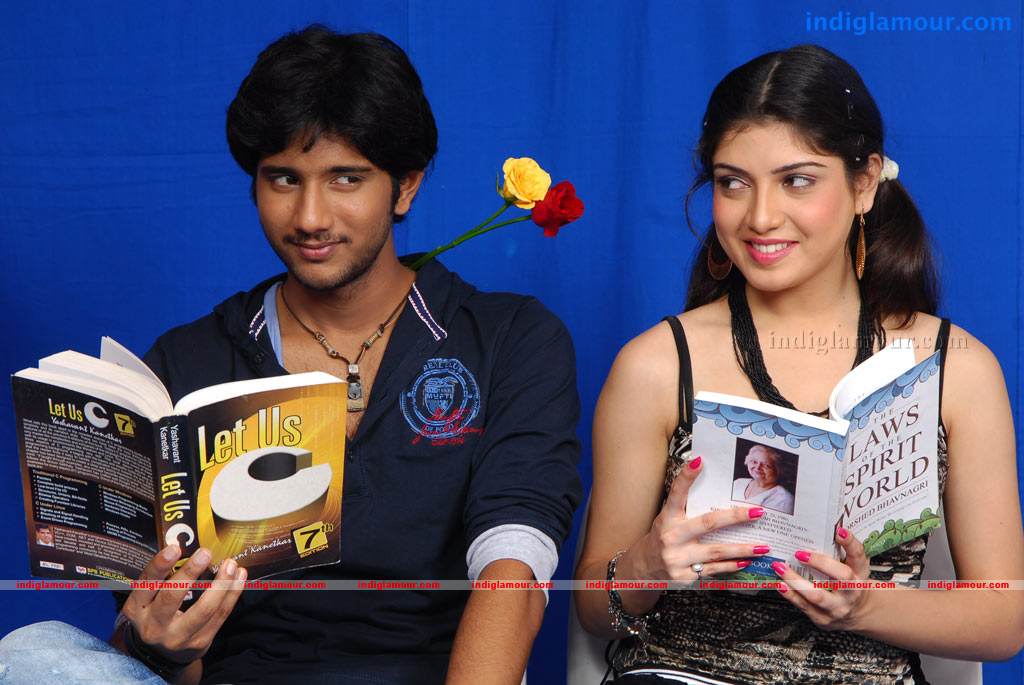 Pudhu Varusham Movie hd photo