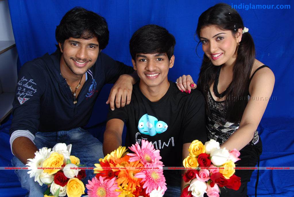Pudhu Varusham Movie hd photo