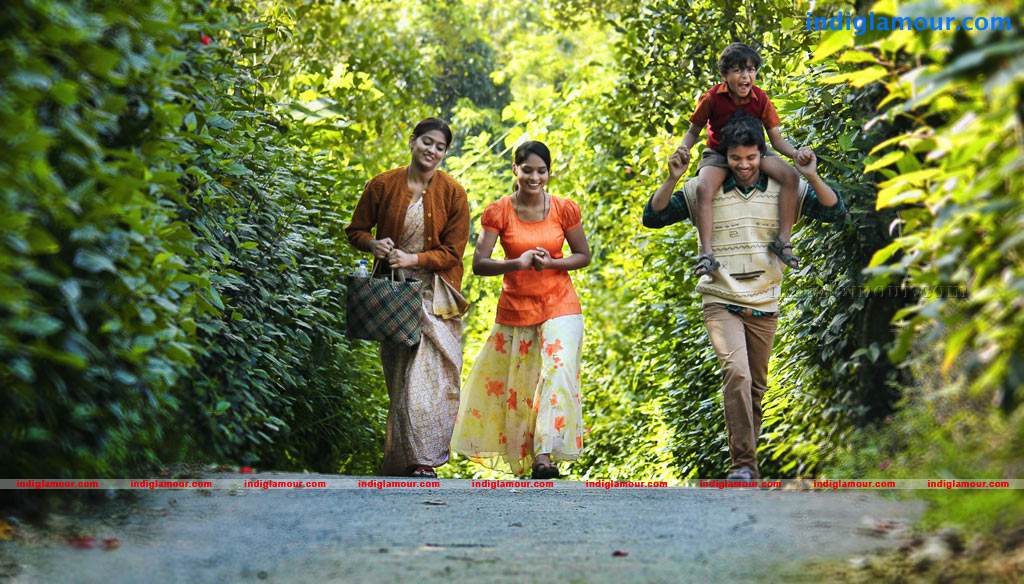 Pani Vizhum Malarvanam Movie hd photo