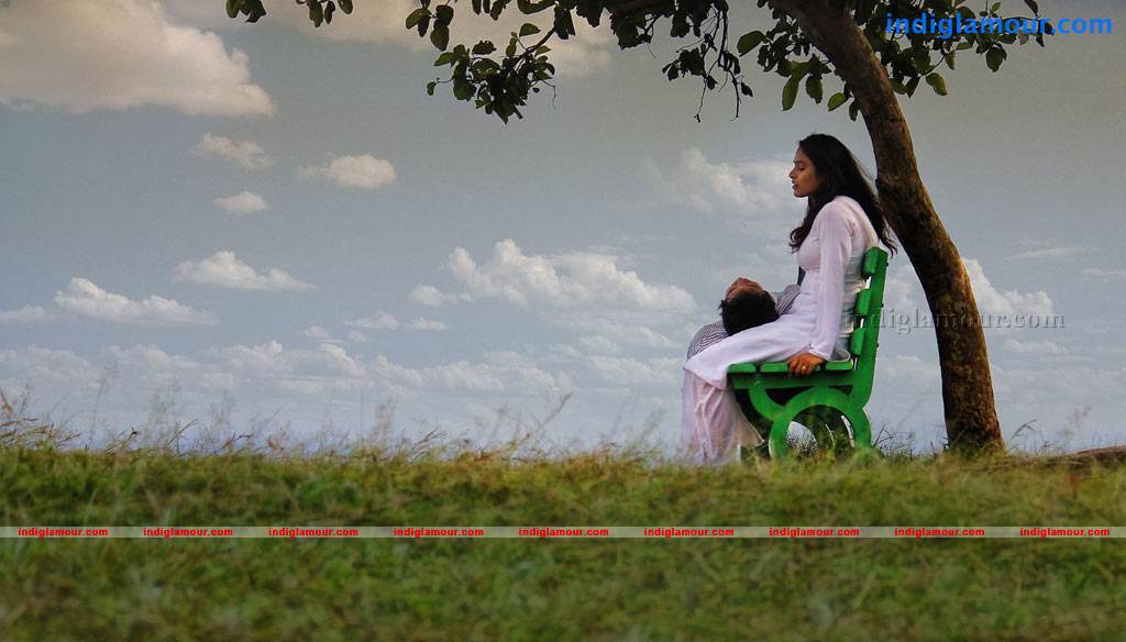 Pani Vizhum Malarvanam Movie hd photo