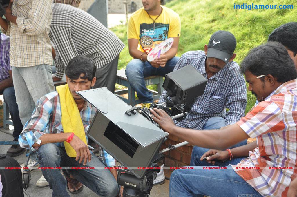Pudhu Varsham Movie hd photo