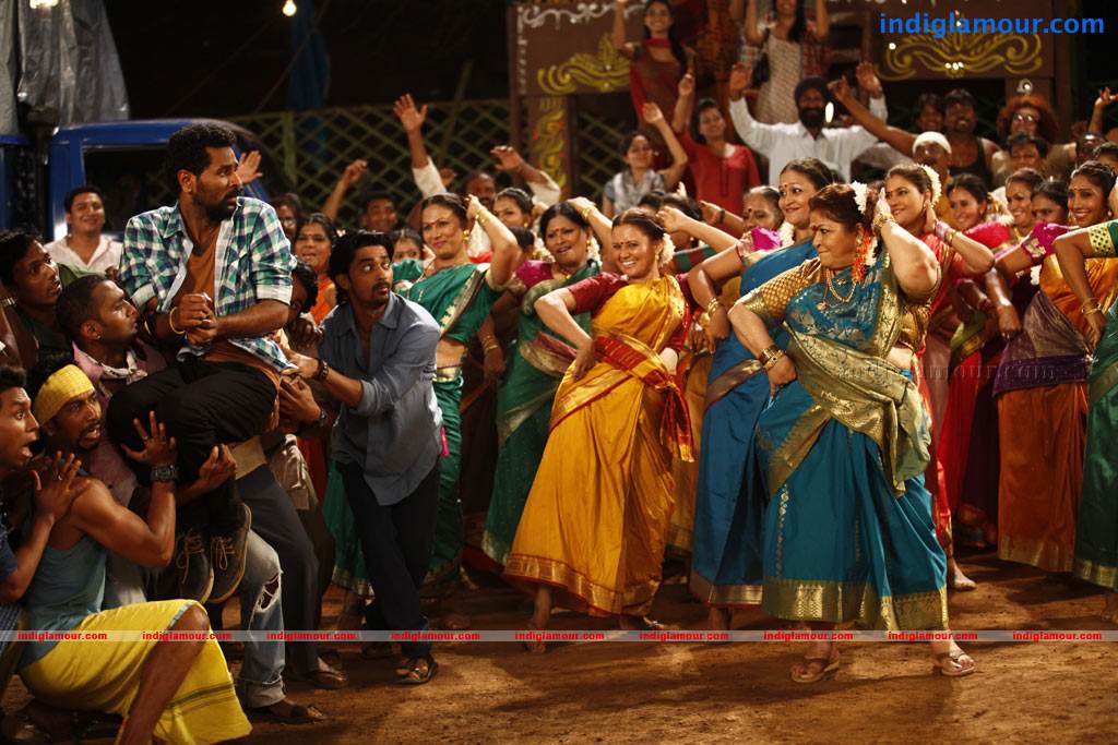 Aadalam Boys Chinnatha Dance Movie hd photo