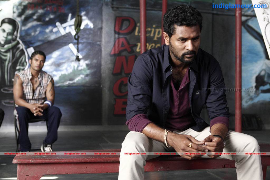 Aadalam Boys Chinnatha Dance Movie hd photo