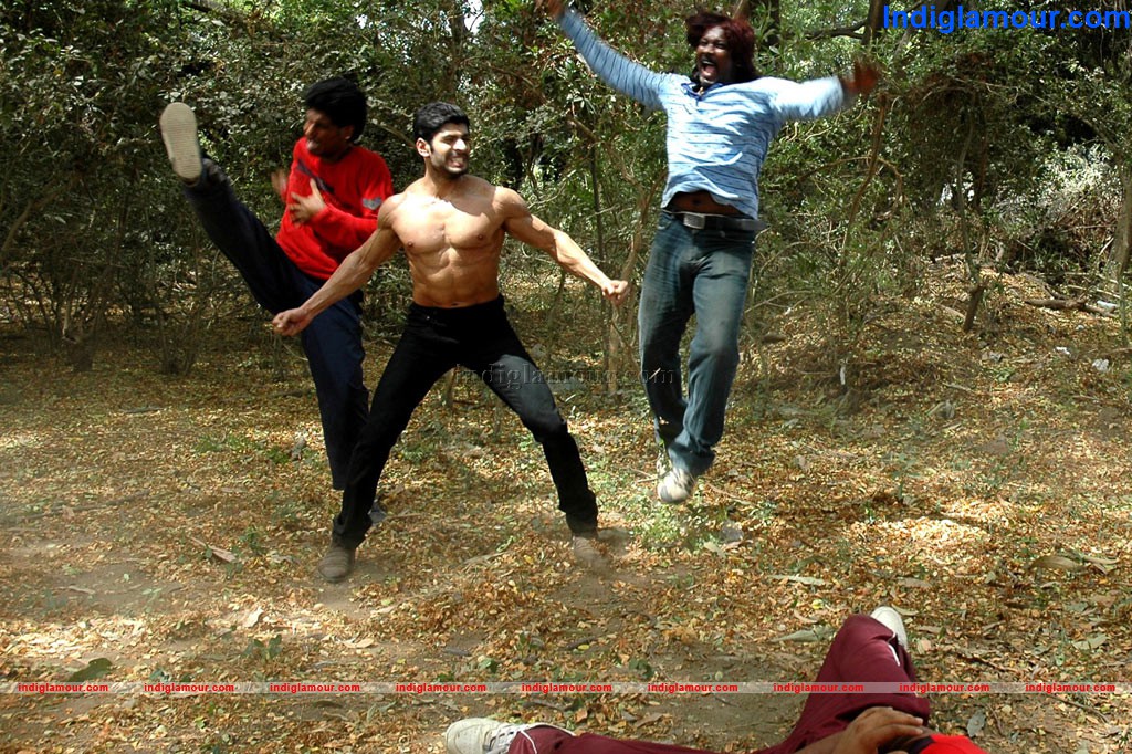 Minnal Movie hd photo