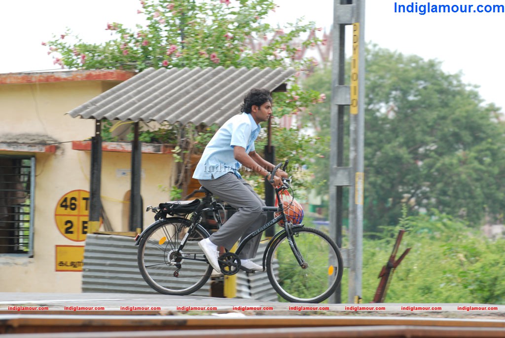 Ponmamai Pozhuthu Movie hd photo
