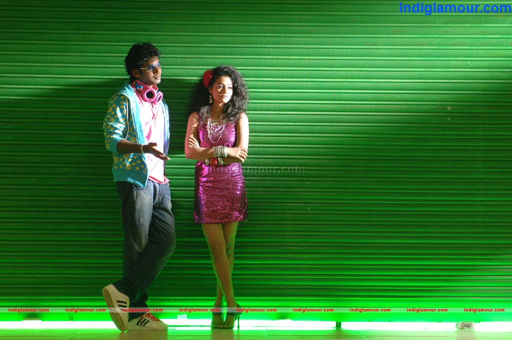 Ponmamai Pozhuthu Movie hd photo