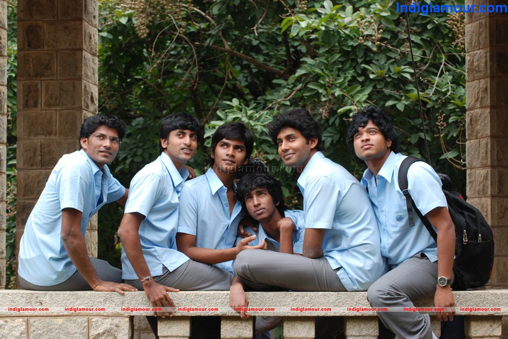 Ponmamai Pozhuthu Movie hd photo