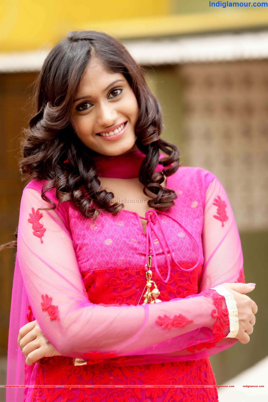 Anbha Azhaga Movie hd photo