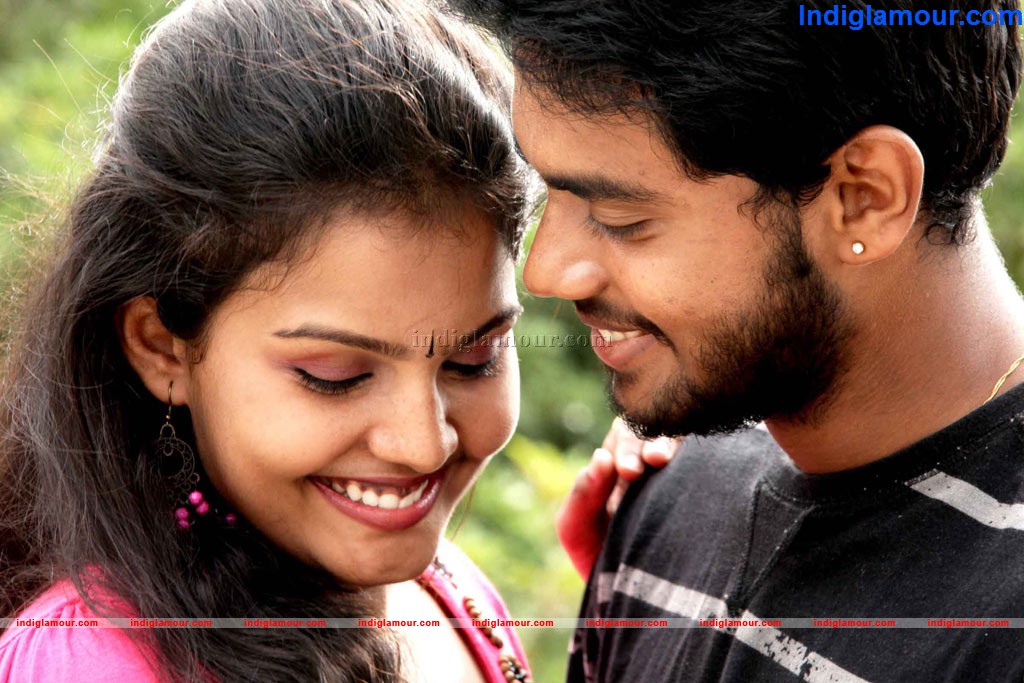 Anbha Azhaga Movie hd photo