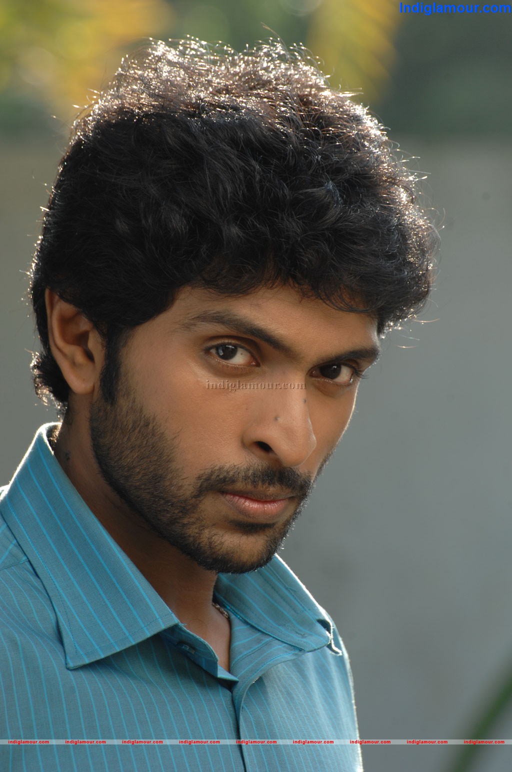 Ivan Veramathiri Movie hd photo