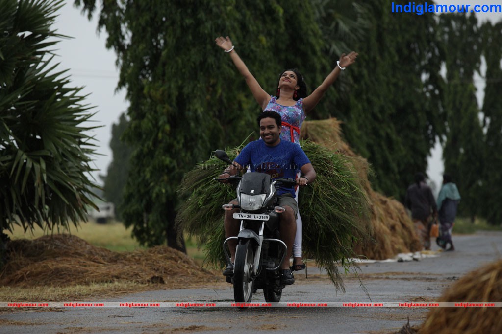 Sonna Puriyadhu Movie hd photo