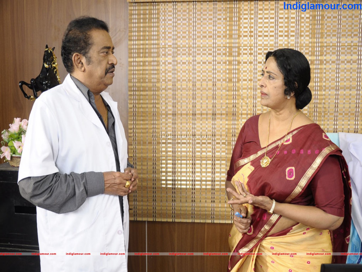 Nilavil Mazhai Movie hd photo