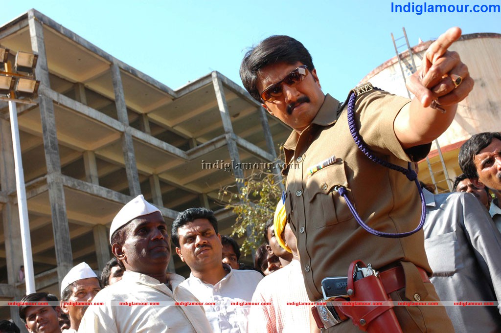 Naan Chathriyan Movie hd photo