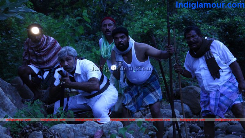 Varutha Padatha Valibar Sangam Movie hd photo