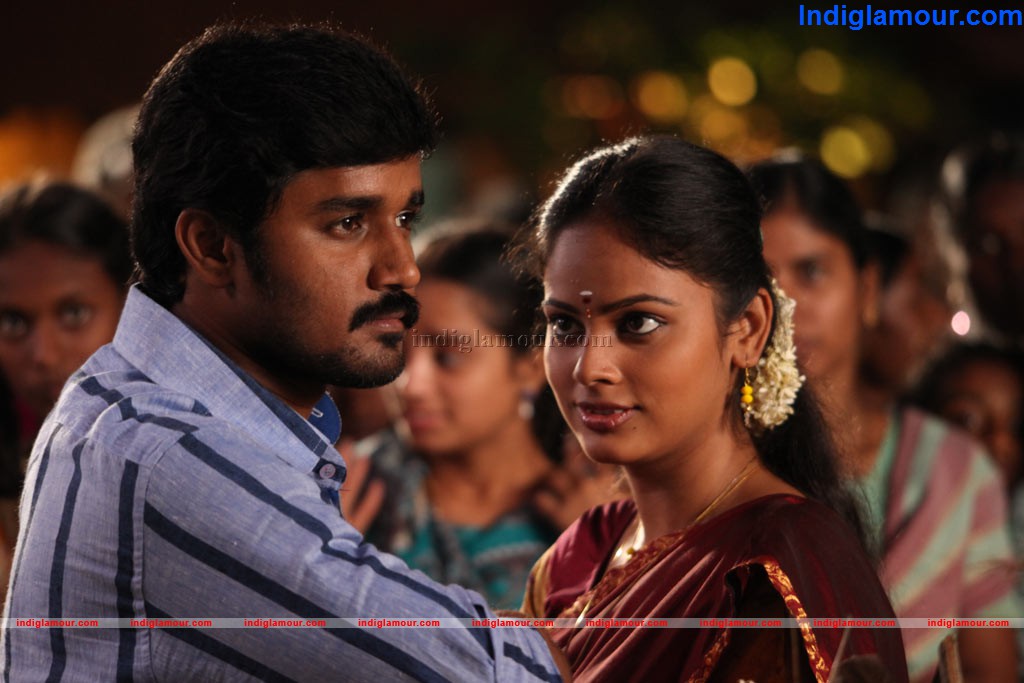 Nalanum Nandhiniyum Movie hd photo