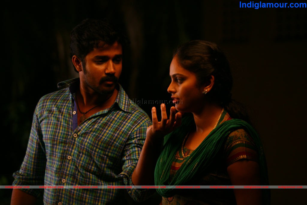 Nalanum Nandhiniyum Movie hd photo
