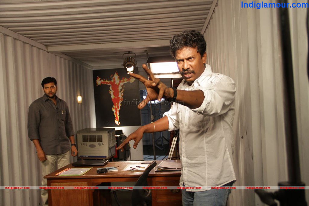 Nimirnthu Nil Movie hd photo