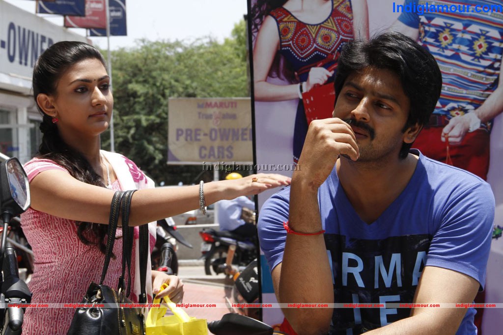 Om Shanthi Om Movie hd photo