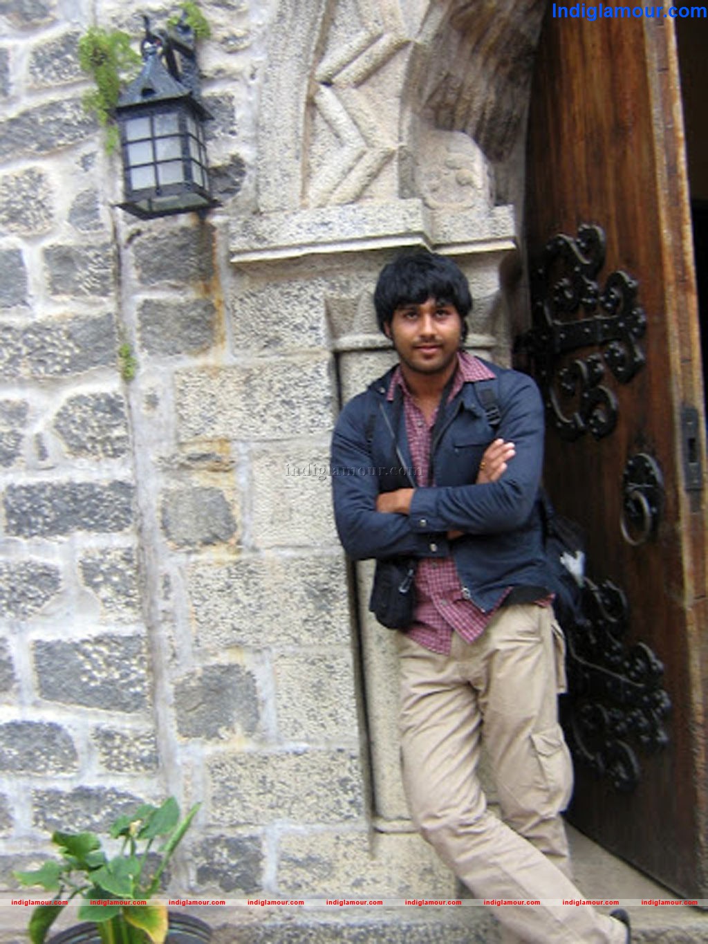 Vinnai Thodu Movie hd photo
