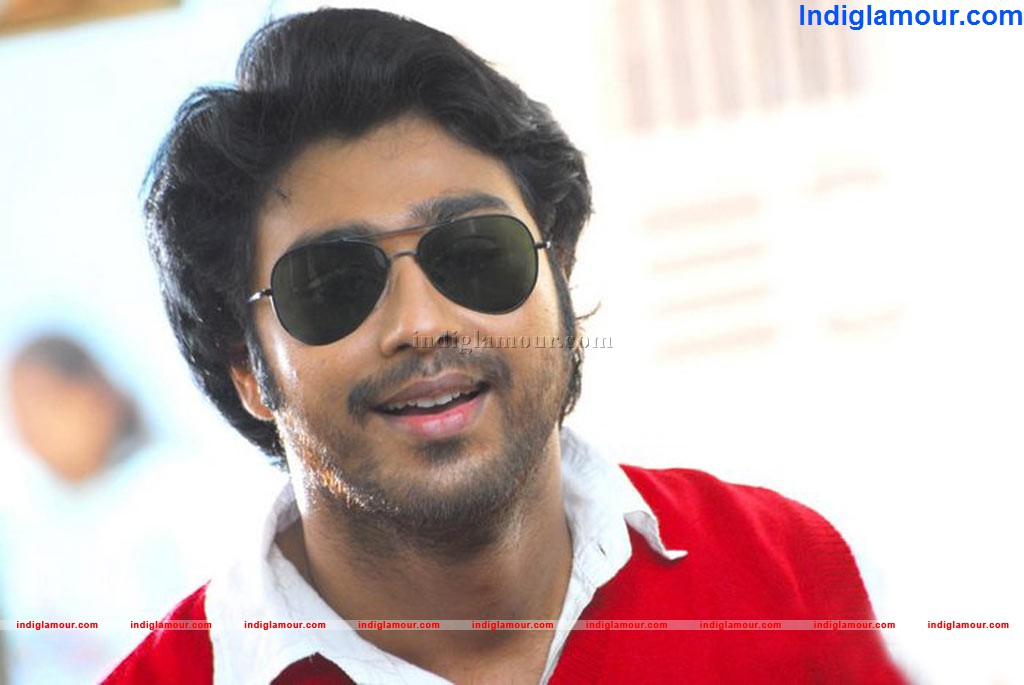 Vinnai Thodu Movie hd photo