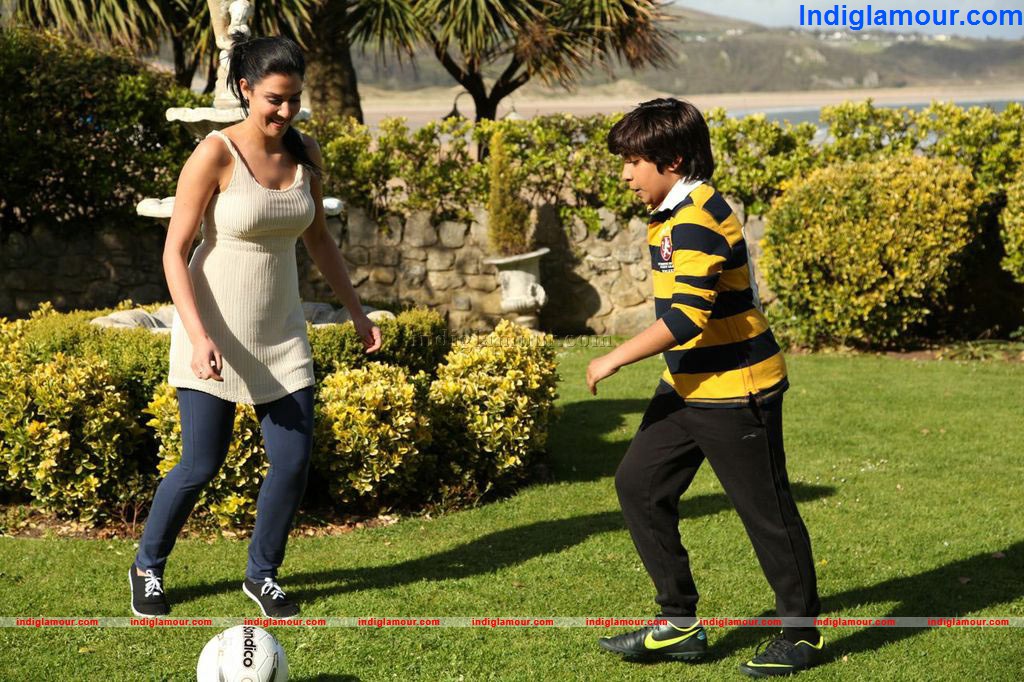 Vinnai Thodu Movie hd photo