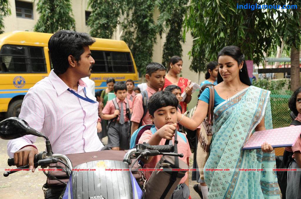 Ethir Neechal Movie hd photo