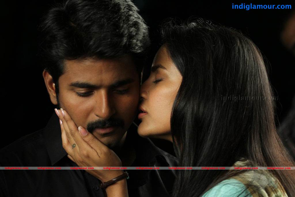 Ethir Neechal Movie hd photo