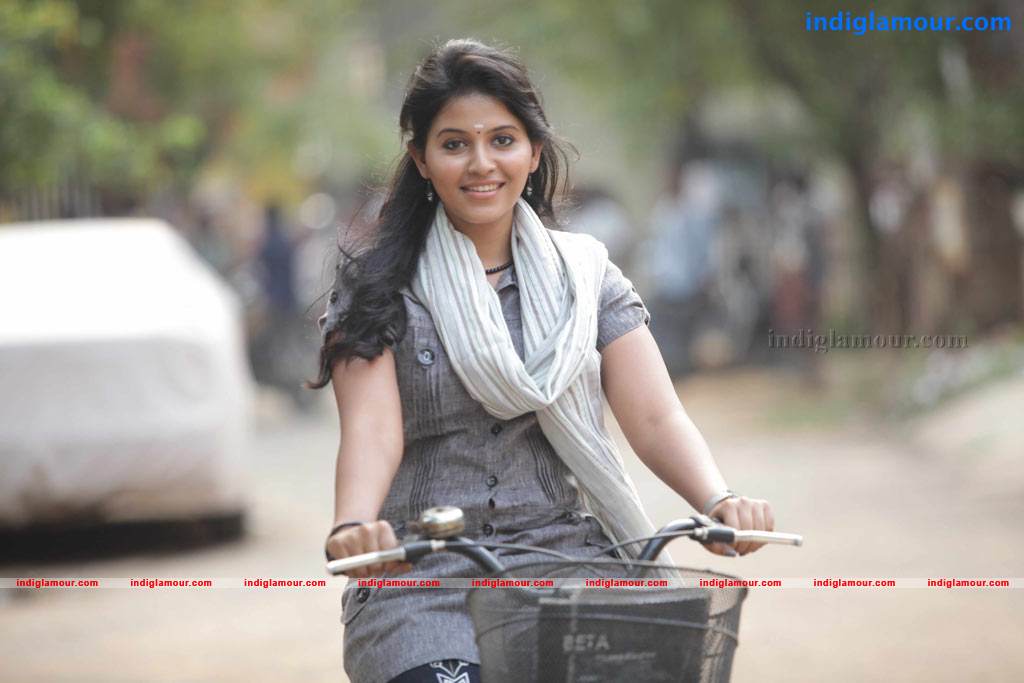Vathikuchi Movie hd photo