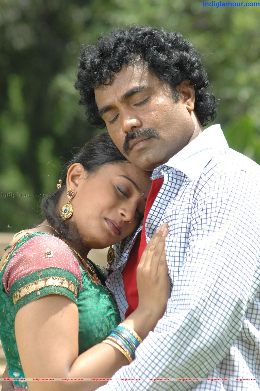 Mugam Nee Agam Naan Movie hd photo