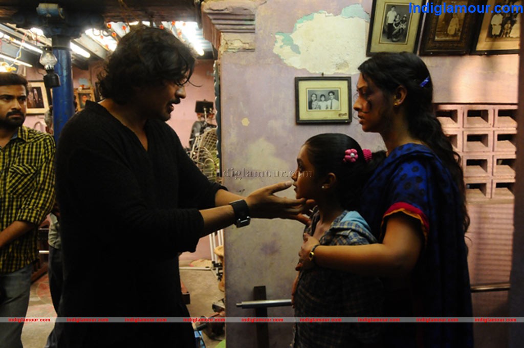 Vidiyum Mun Movie hd photo