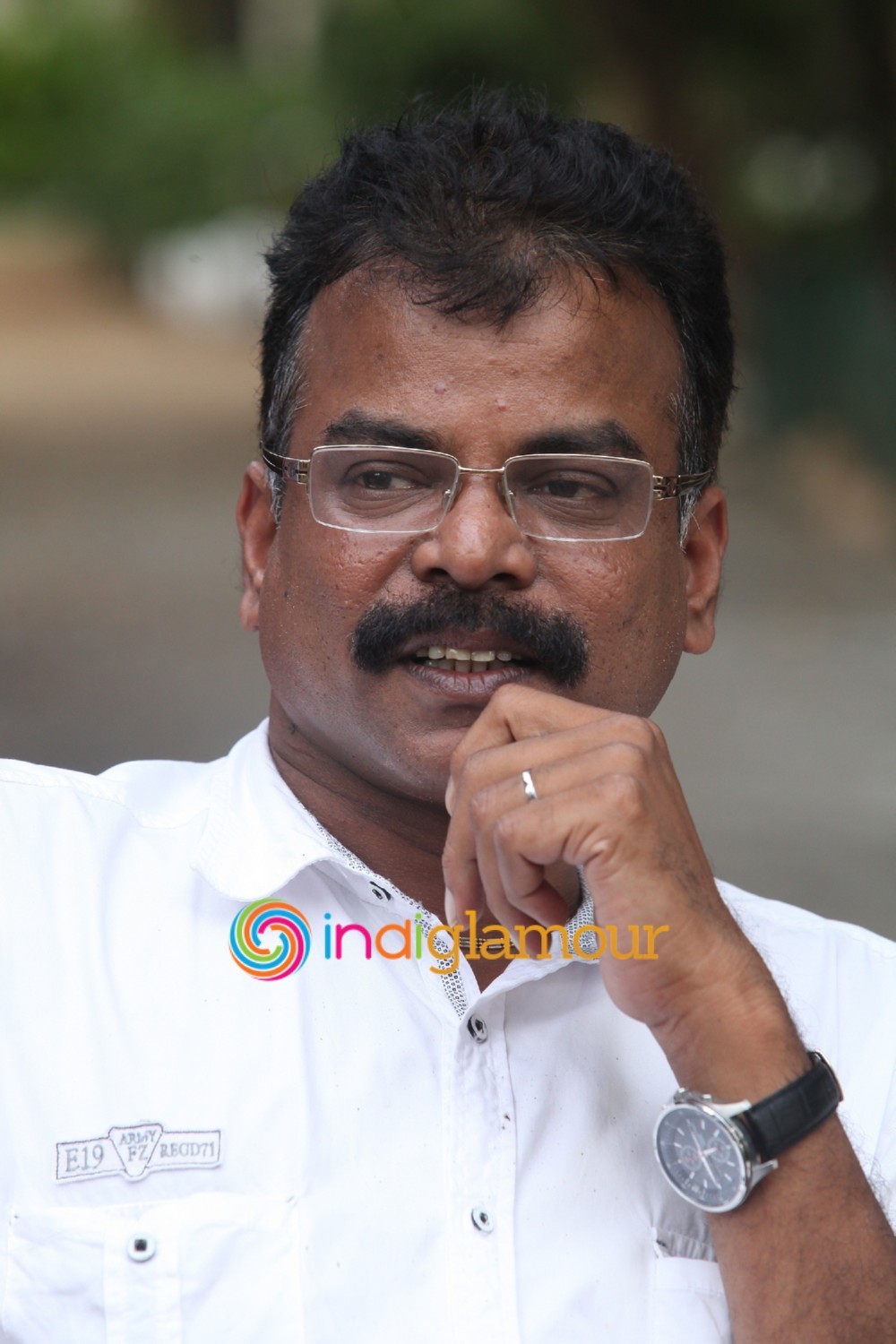 Paarkkanum Pola Irukku Movie hd photo